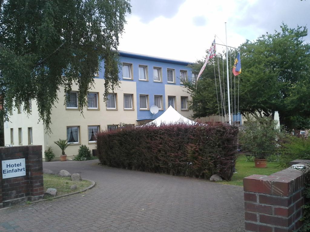 Hotel Bertramshof Wismar Exterior photo